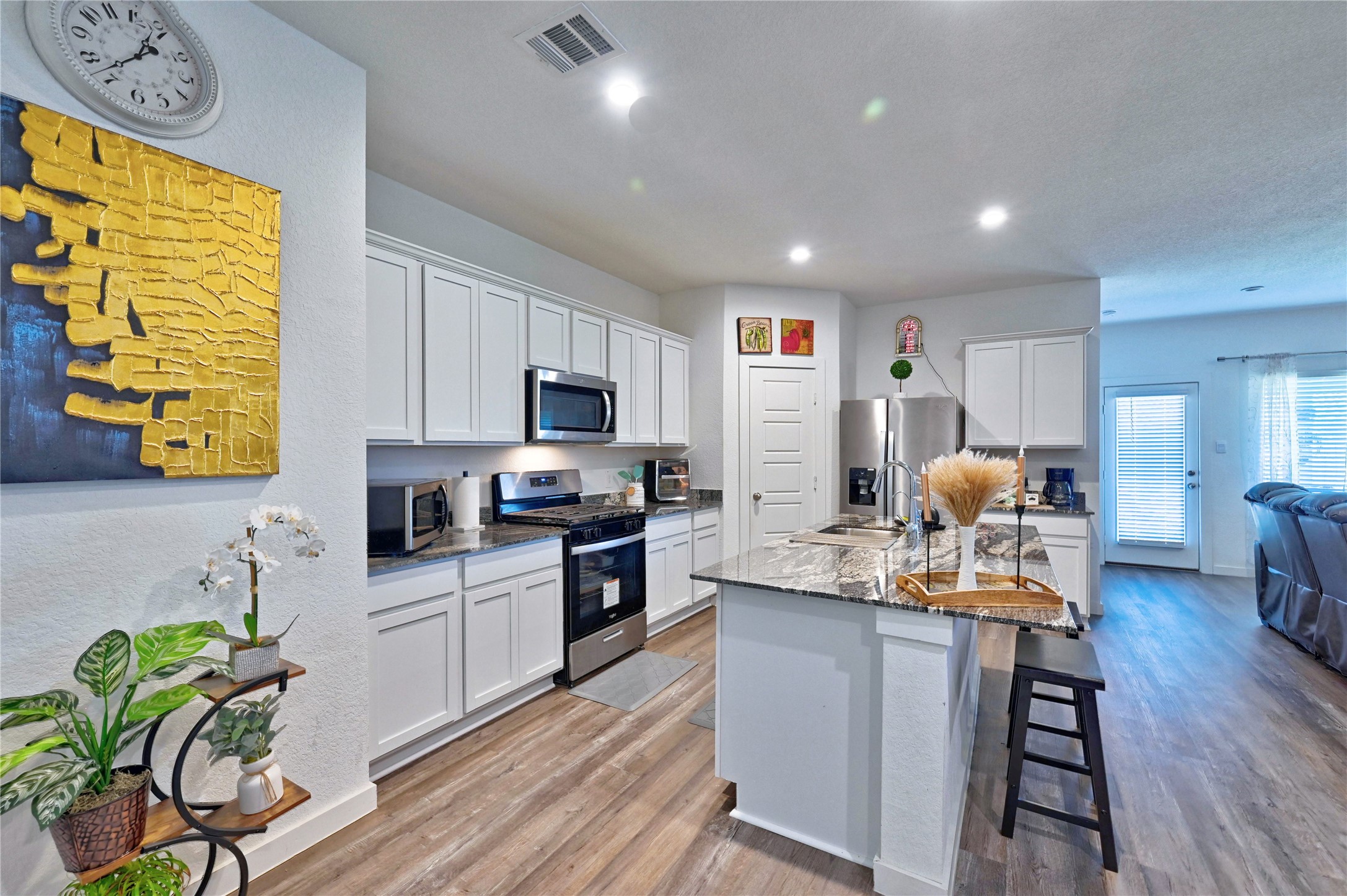 8522 Kokernot Lane Rosharon, TX 77583 - Photo 12 of 50