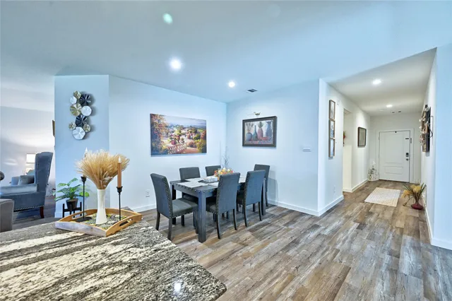 $2,550 | 8522 Kokernot Lane, Rosharon, TX 77583