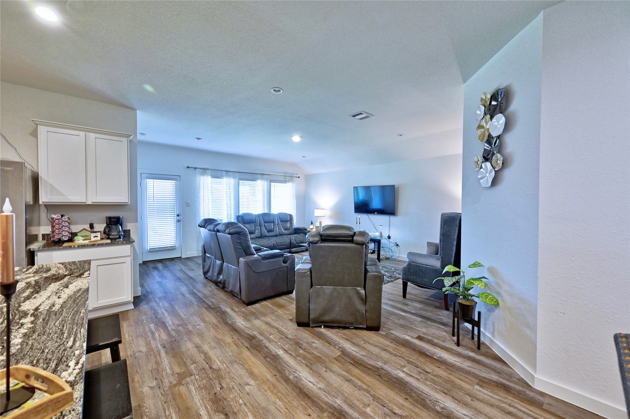 8522 Kokernot Lane Rosharon, TX 77583 - Photo 19 of 50