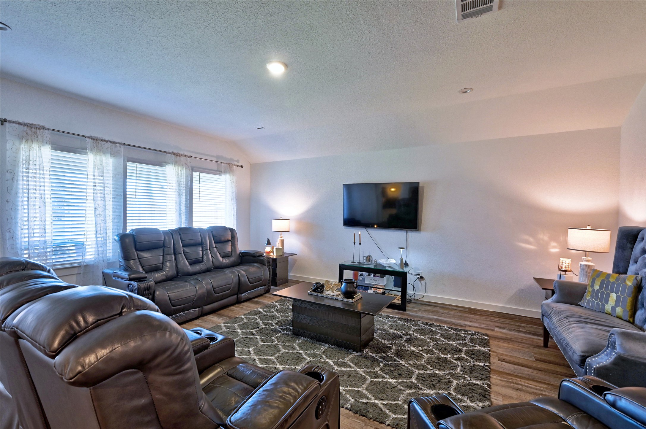 8522 Kokernot Lane Rosharon, TX 77583 - Photo 20 of 50