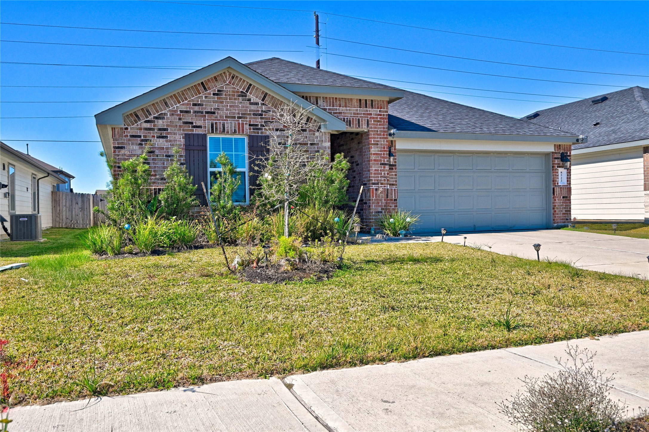 8522 Kokernot Lane Rosharon, TX 77583 - Photo 2 of 50
