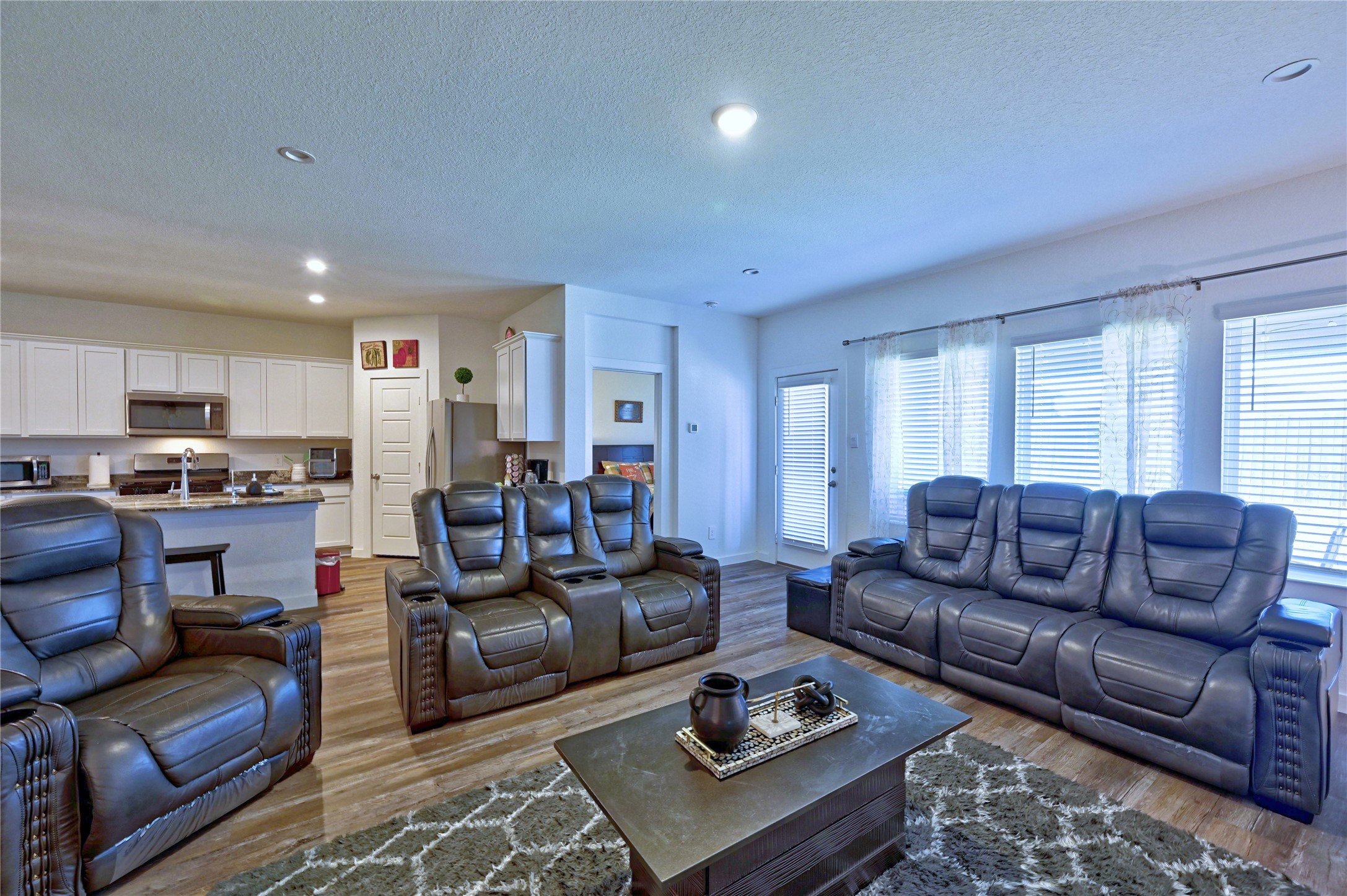 8522 Kokernot Lane Rosharon, TX 77583 - Photo 21 of 50