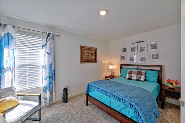 $2,550 | 8522 Kokernot Lane, Rosharon, TX 77583