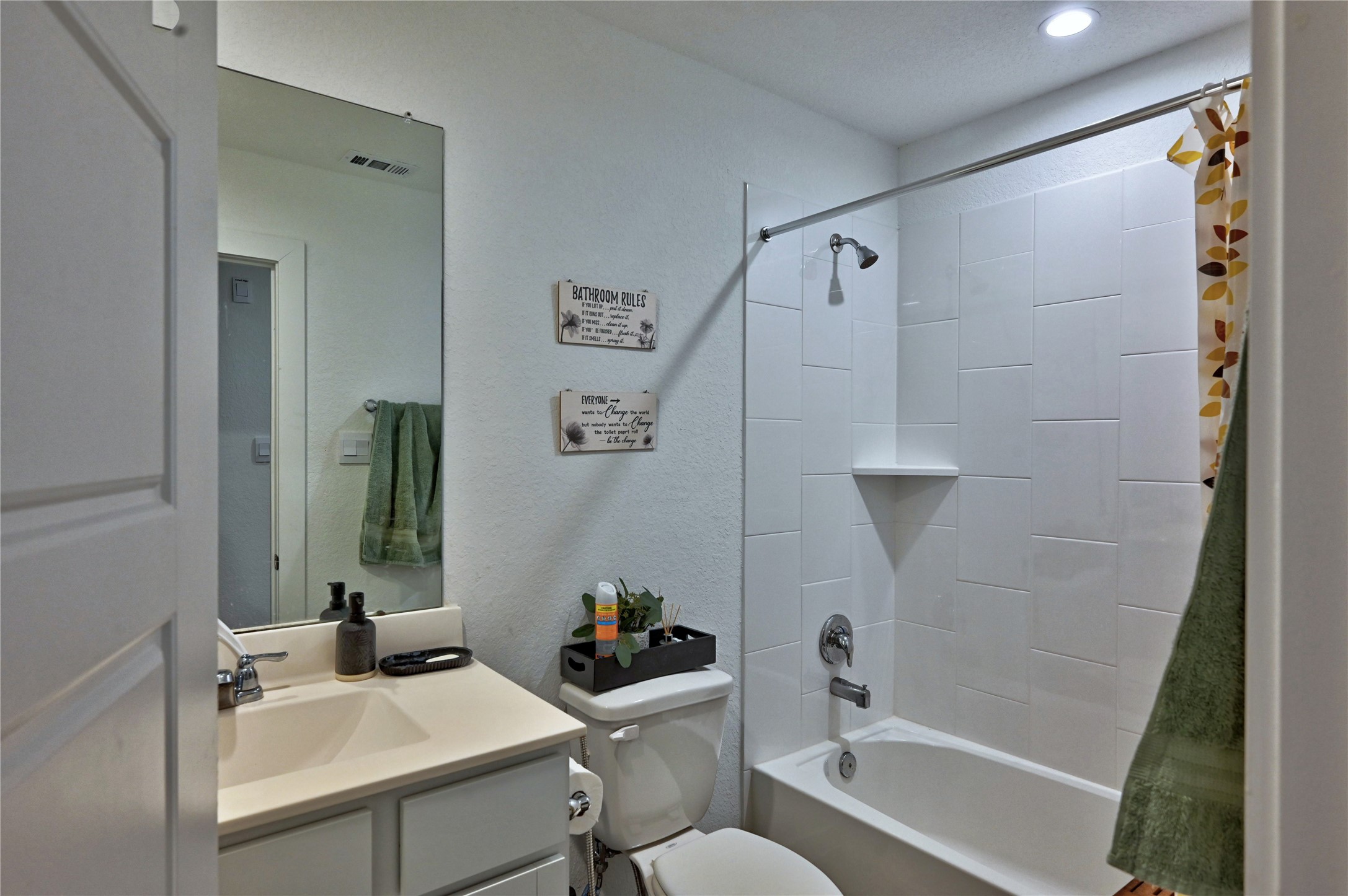 8522 Kokernot Lane Rosharon, TX 77583 - Photo 7 of 50