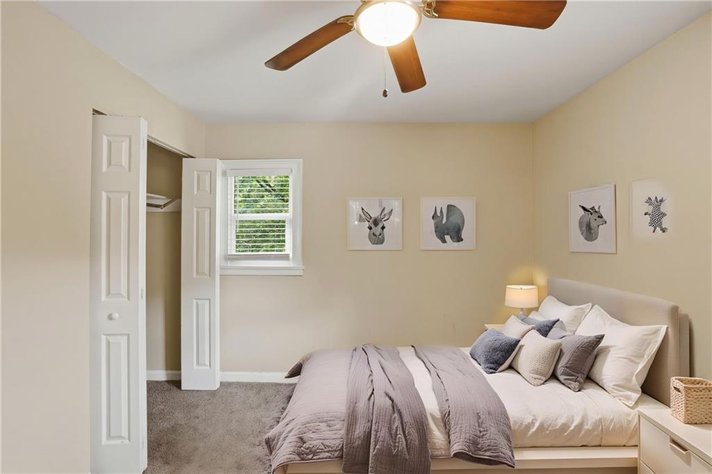 836 Amber Place Northwest Atlanta, GA 30331 - Photo 4 of 27