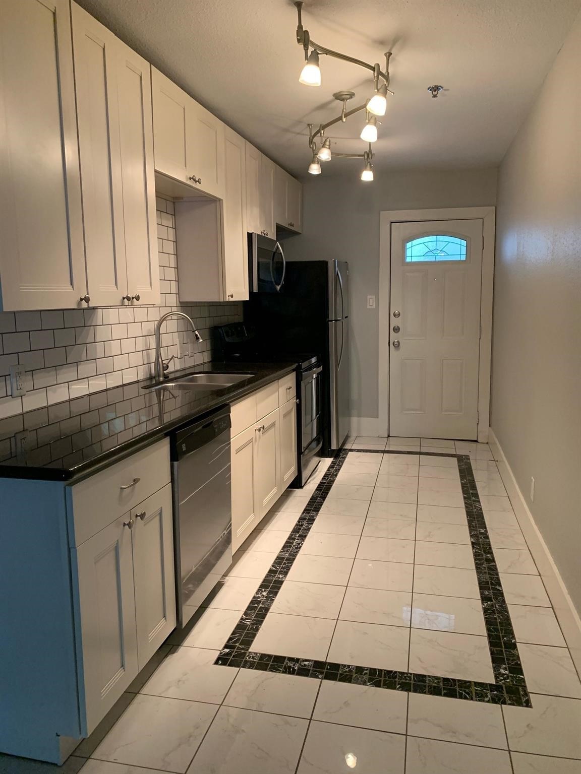 2423 Woodhead Street, Unit 1 Houston, TX 77019 - Photo 6 of 16