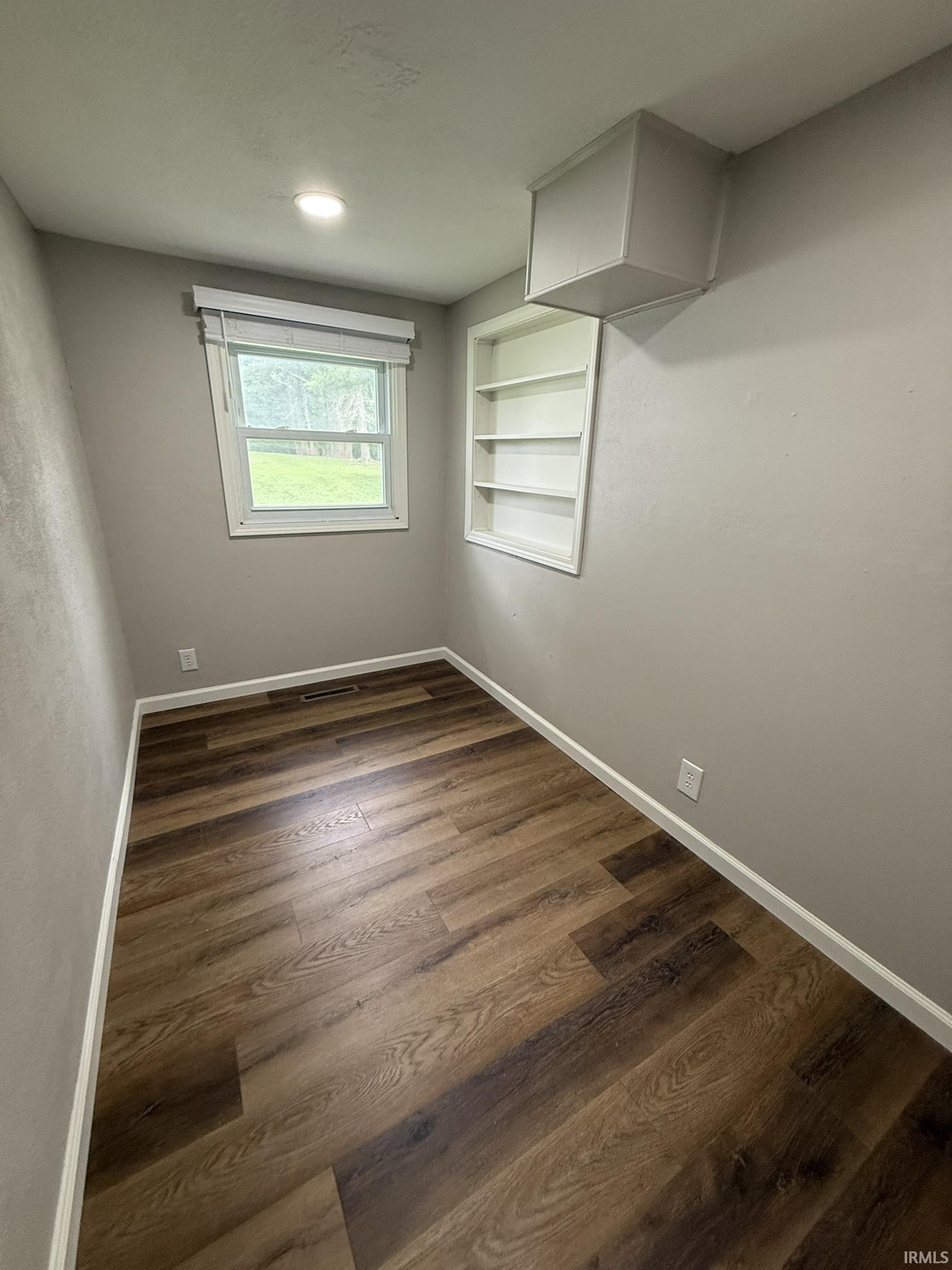 1265 West Bell Road Bloomington, IN 47404 - Photo 12 of 19