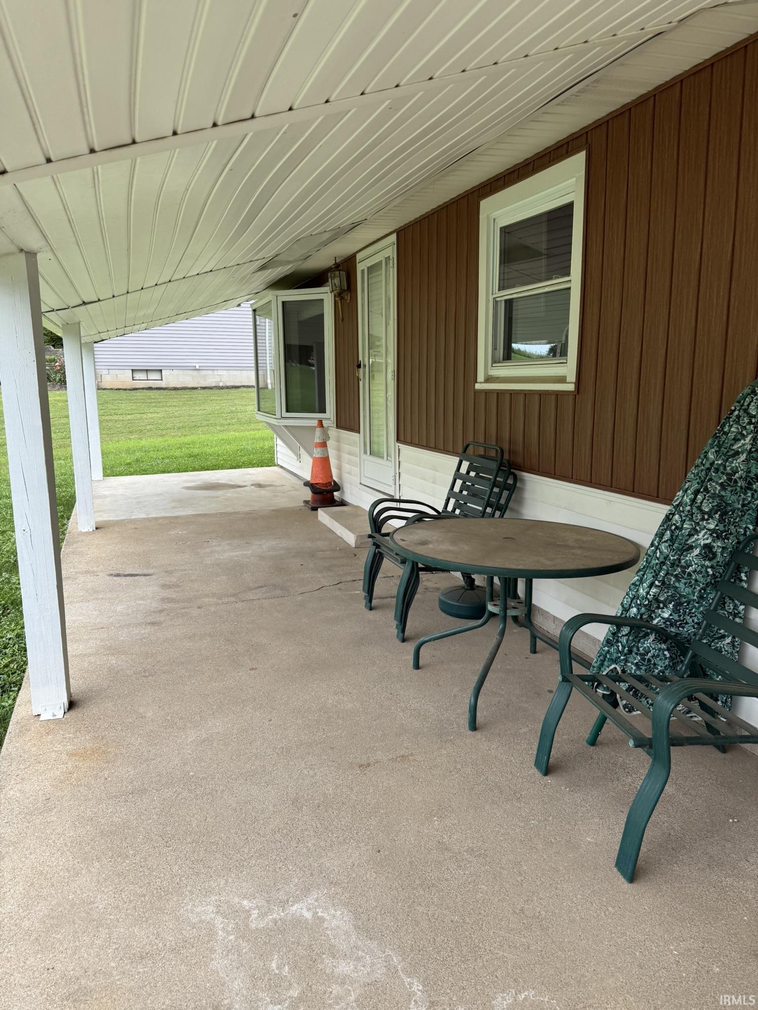 1265 West Bell Road Bloomington, IN 47404 - Photo 2 of 19