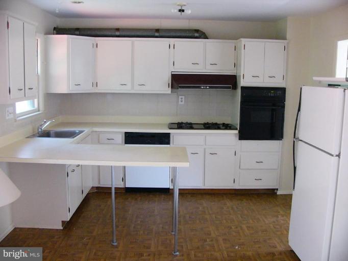 6902 Elbrook Road Hyattsville, MD 20784 - Photo 6 of 23 Kitchen #2