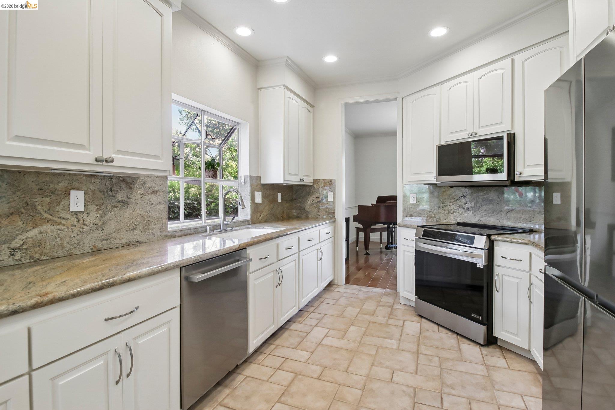 1251 Canyon Side Avenue San Ramon, CA 94582 - Photo 31 of 82