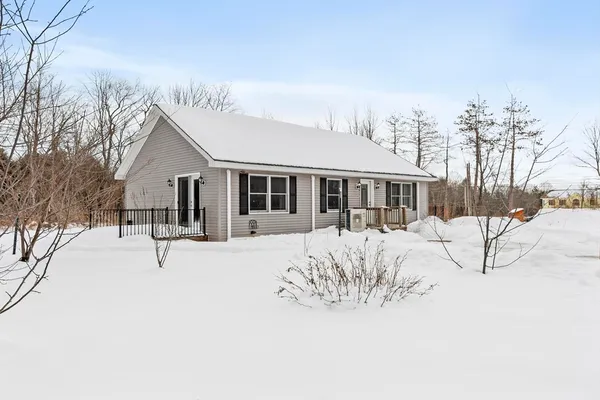 a view of house and outdoor space