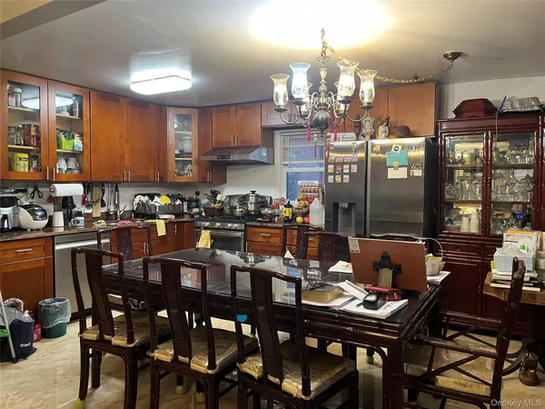 $3,000 | 200-07 17th Avenue, Unit 1 | Clearview