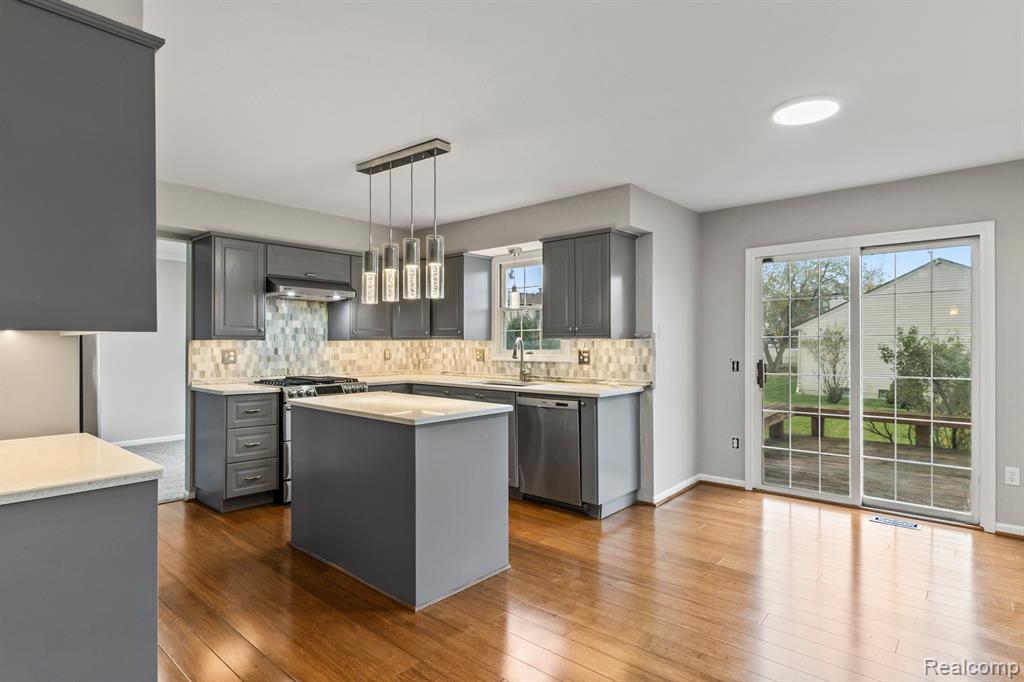 3391 South John Hix Road Wayne, MI 48184 - Photo 11 of 39 Gallery Image 11