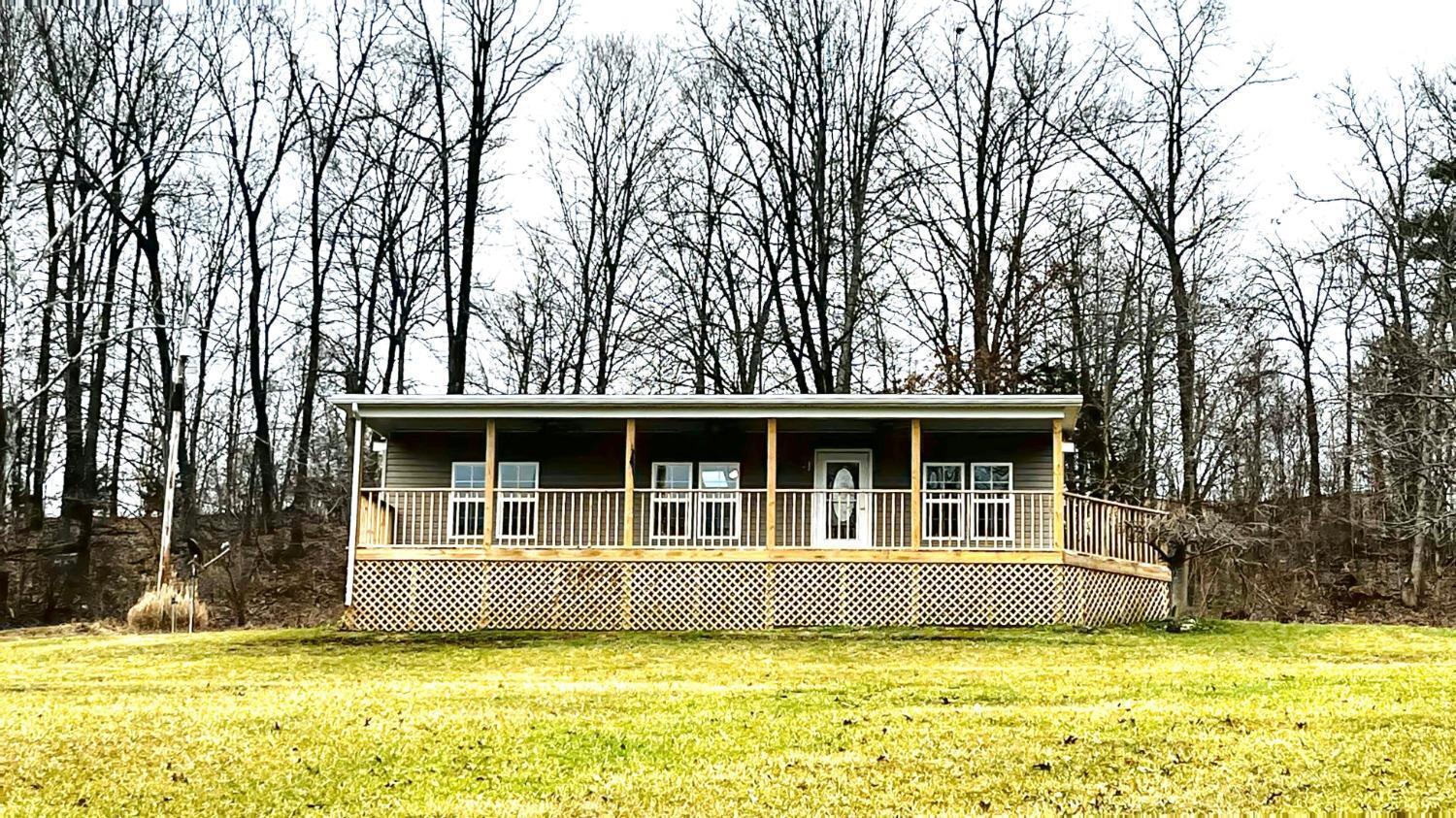 980 Locust Road Hillsboro, OH 45133 - Photo 1 of 17