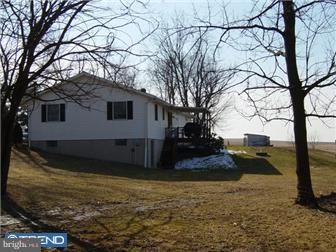 25 Deck Road Myerstown, PA 17067 - Photo 3 of 7 Gallery Image 3