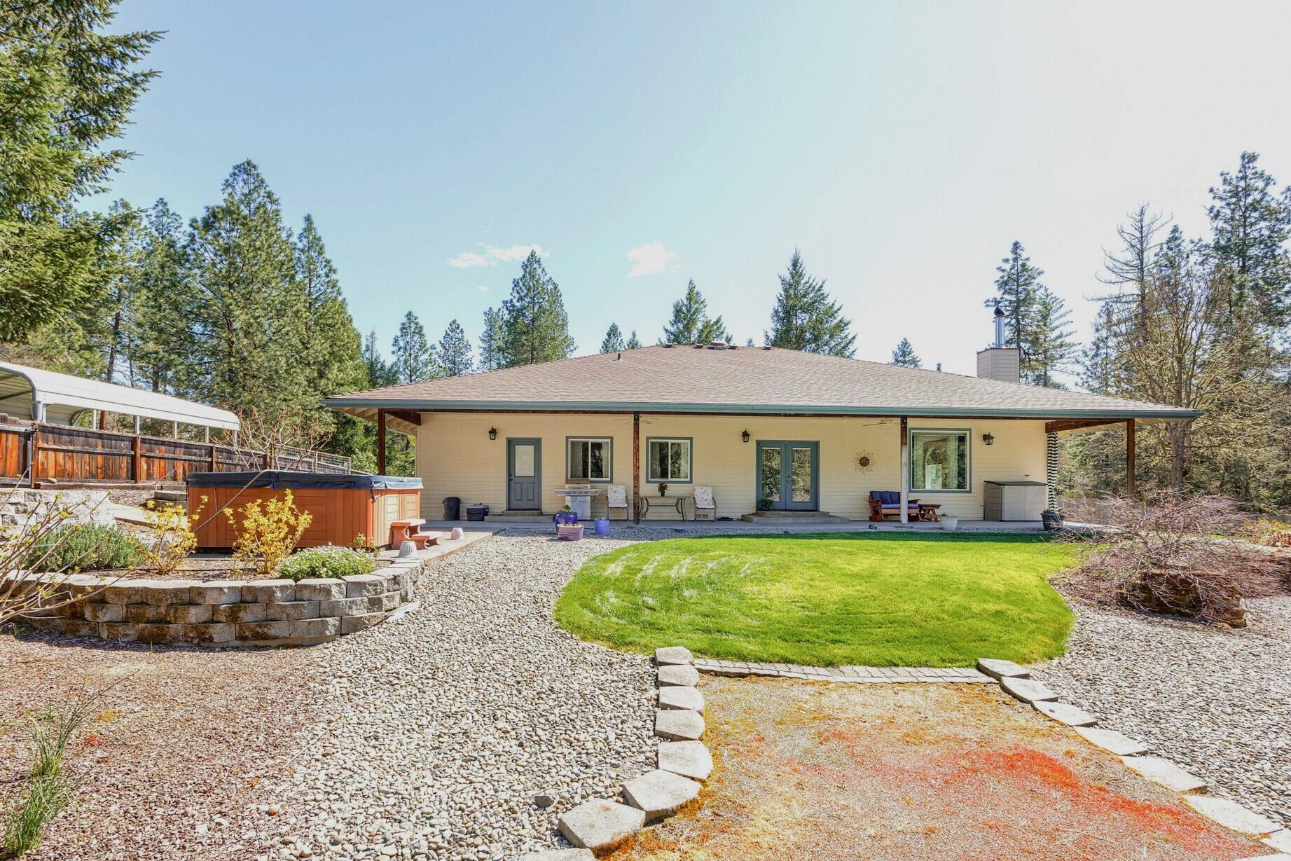 227 Highland Ranch Road Grants Pass, OR 97526 - Photo 20 of 28 Backyard View 1