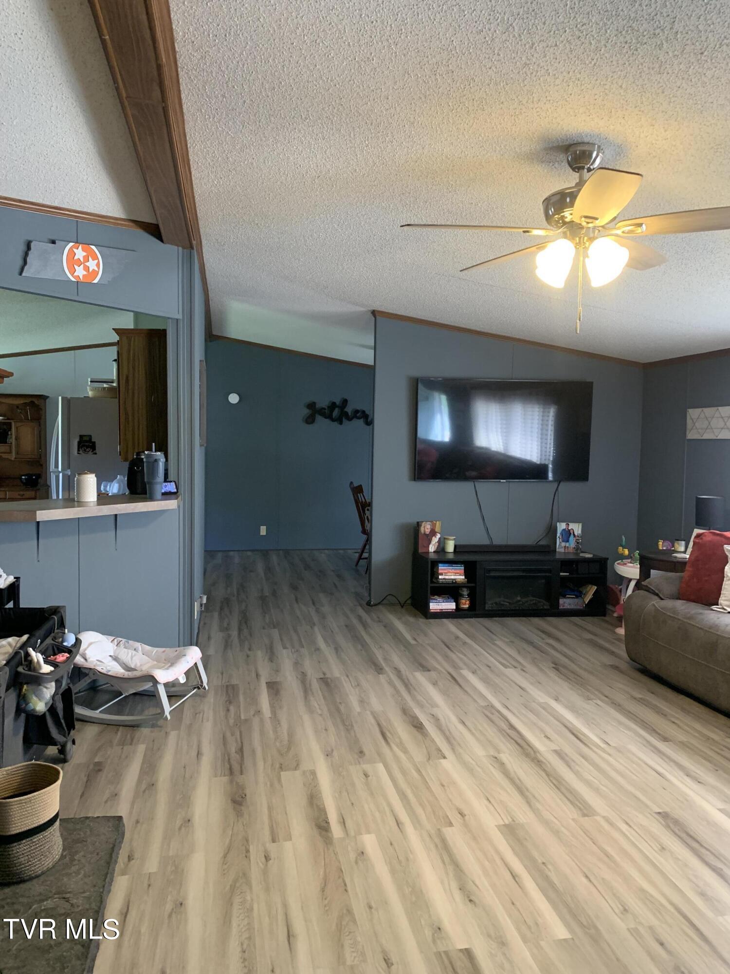 975 Fox Road Chuckey, TN 37641 - Photo 6 of 29 IMG_6837