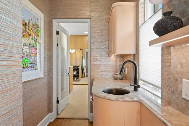 $15,000,000 | 501 Brightwaters Boulevard Northeast, St. Petersburg, FL 33704