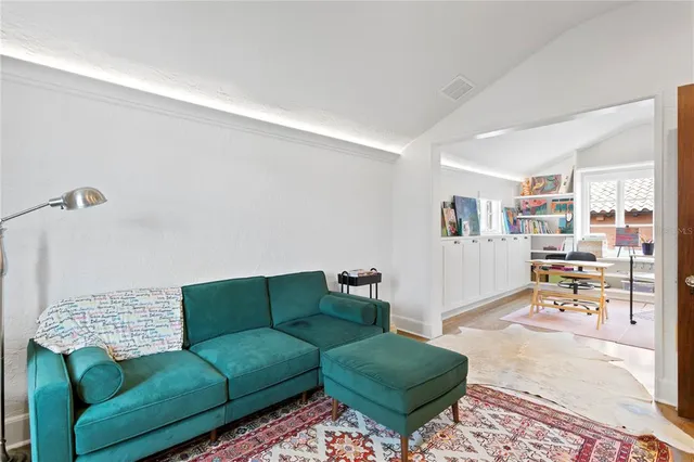 $15,000,000 | 501 Brightwaters Boulevard Northeast, St. Petersburg, FL 33704