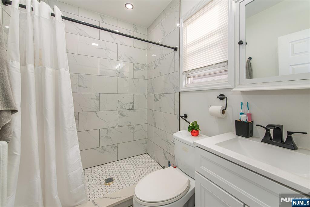 412 Berkeley Avenue Bloomfield, NJ 07003 - Photo 38 of 50