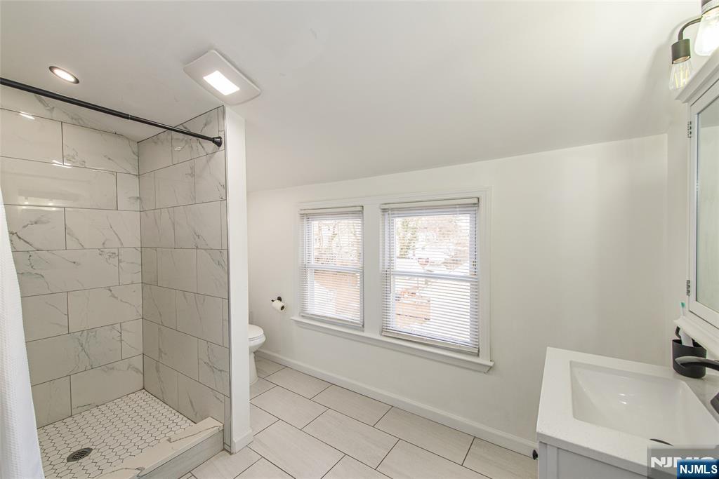 412 Berkeley Avenue Bloomfield, NJ 07003 - Photo 45 of 50