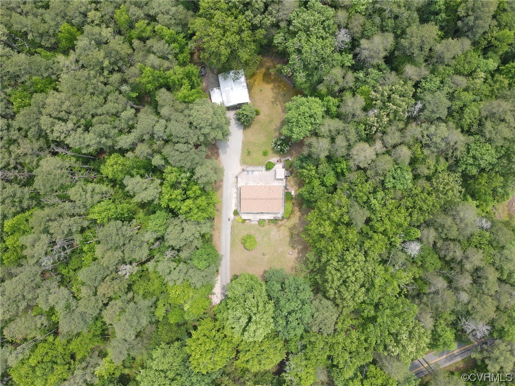 648 New Dragon Bridge Road Mascot, VA 23108 - Photo 36 of 43 a view of a house with a tree