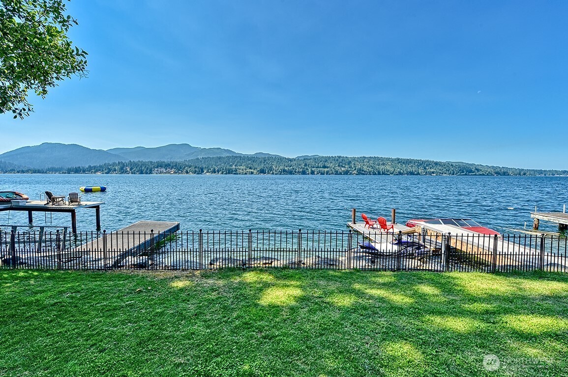 3042 North Shore Road Bellingham, WA 98226 - Photo 2 of 35 a view of a terrace with sitting area