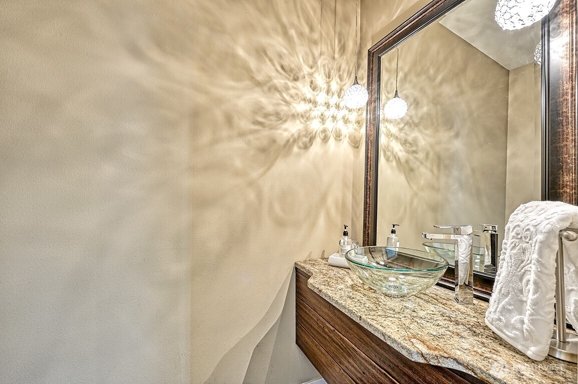 3042 North Shore Road Bellingham, WA 98226 - Photo 28 of 35