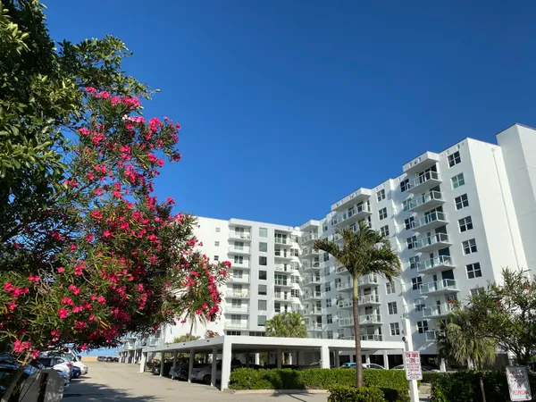 $2,500 | 3450 South Ocean Boulevard, Unit 3280, Palm Beach, FL 33480