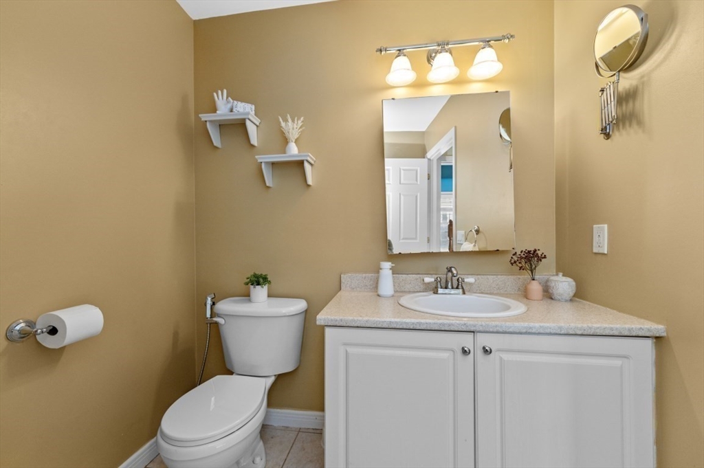 179 Littleton Road, Unit 3 Chelmsford, MA 01824 - Photo 23 of 34 Gallery Image 23