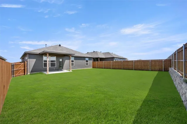 $319,900 | 1913 Seminole Drive, Cleburne, TX 76033