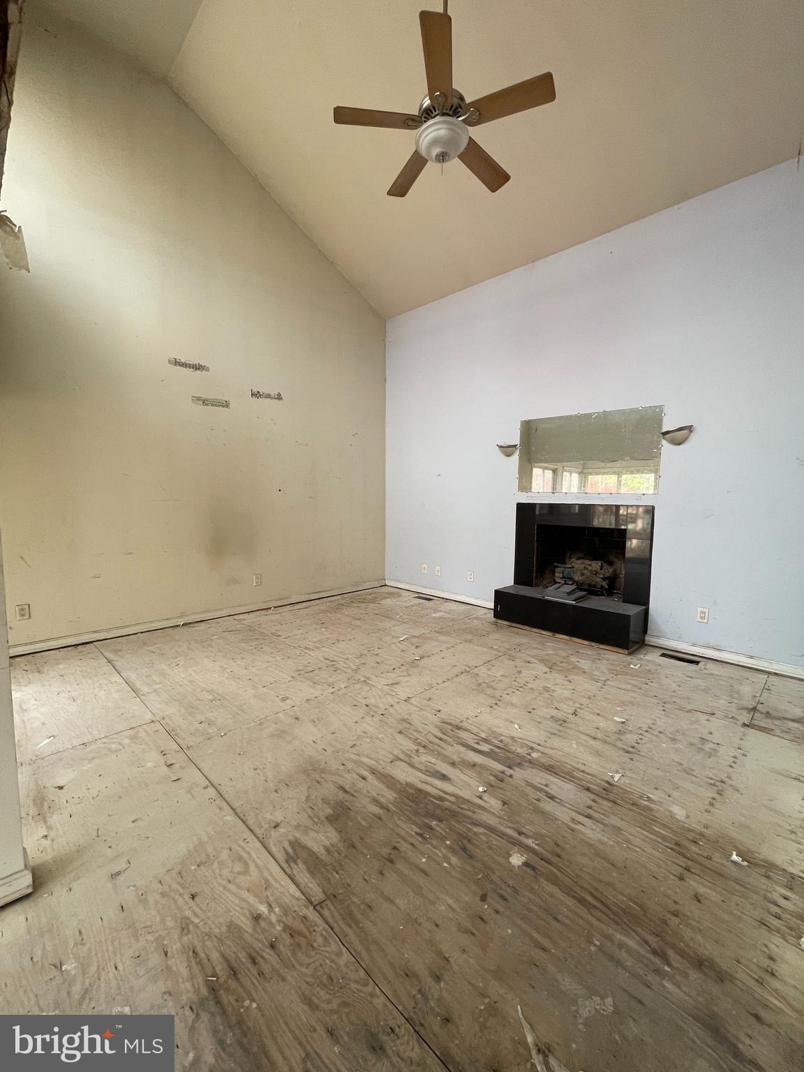 227 Beachside Cove Locust Grove, VA 22508 - Photo 10 of 24