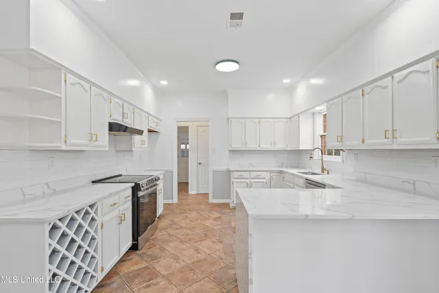 $435,000 | 6965 Fox Chase Drive, Southaven, MS 38671