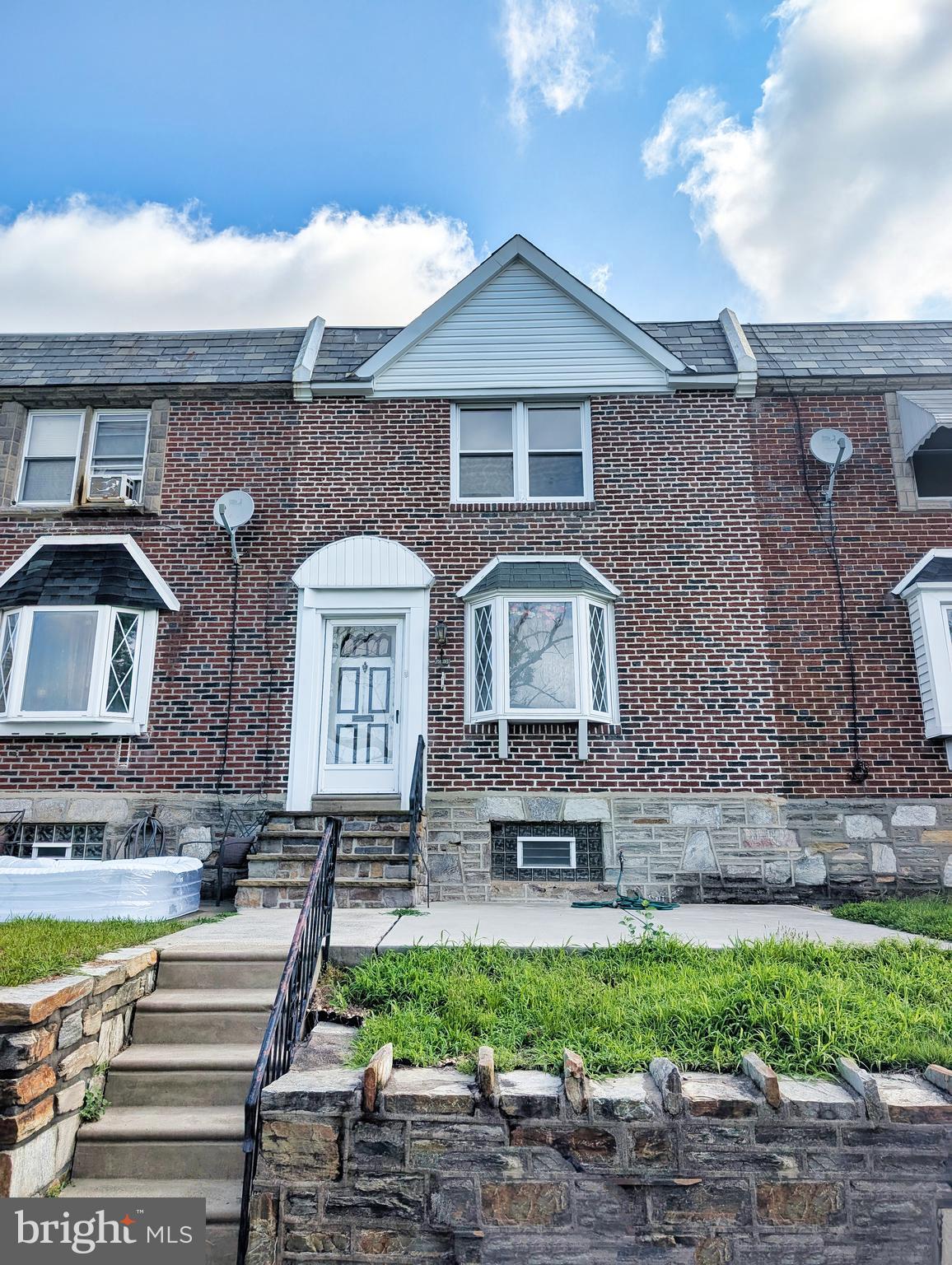 2815 Benner Street Philadelphia, PA 19149 - Photo 1 of 12 Front View