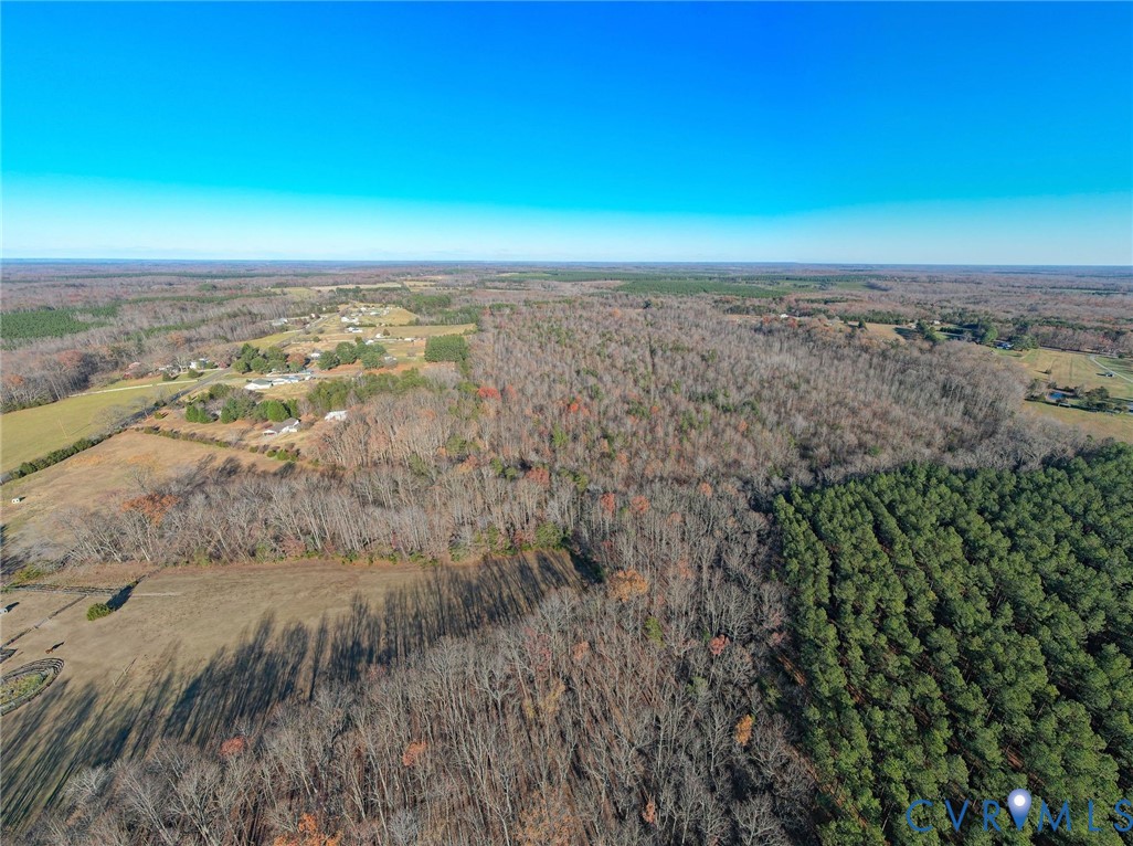 1055 Pendleton Road Mineral, VA 23117 - Photo 22 of 30 a view of beach and ocean