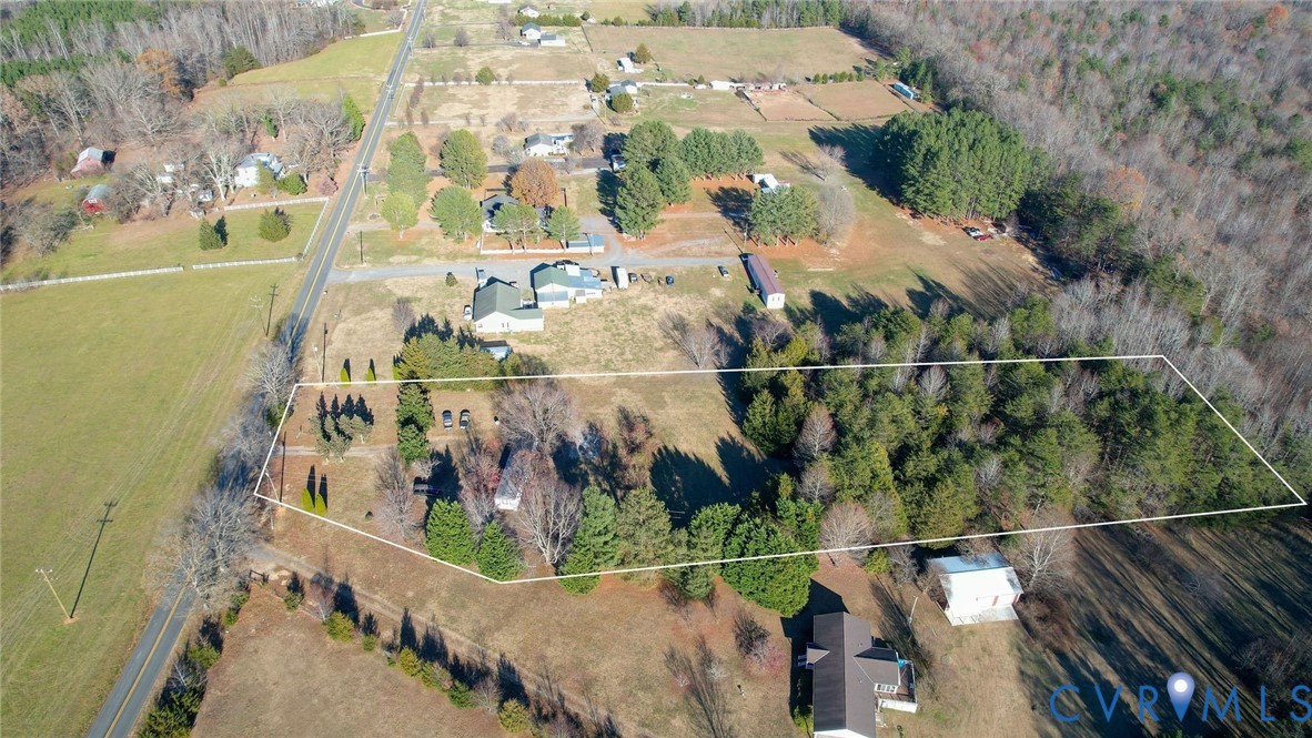 1055 Pendleton Road Mineral, VA 23117 - Photo 27 of 30 an aerial view of swimming pool