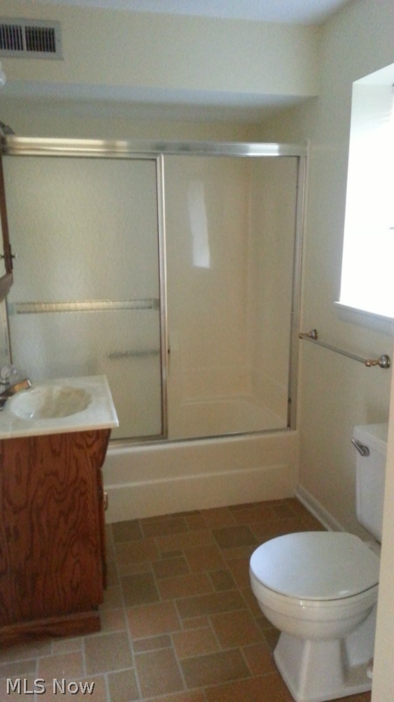 3892 South Turkeyfoot Road Akron, OH 44319 - Photo 10 of 15 Fabulous updated master bathroom