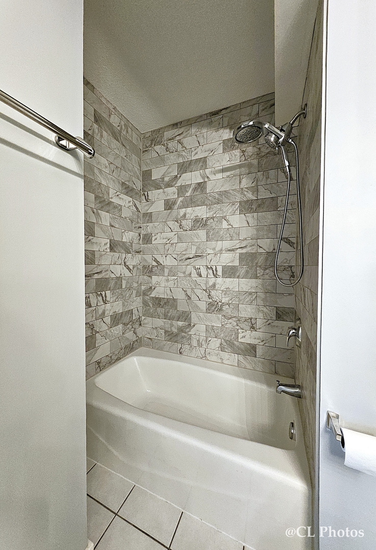 1580 Sherman Avenue, Unit 1005 Evanston, IL 60201 - Photo 13 of 29