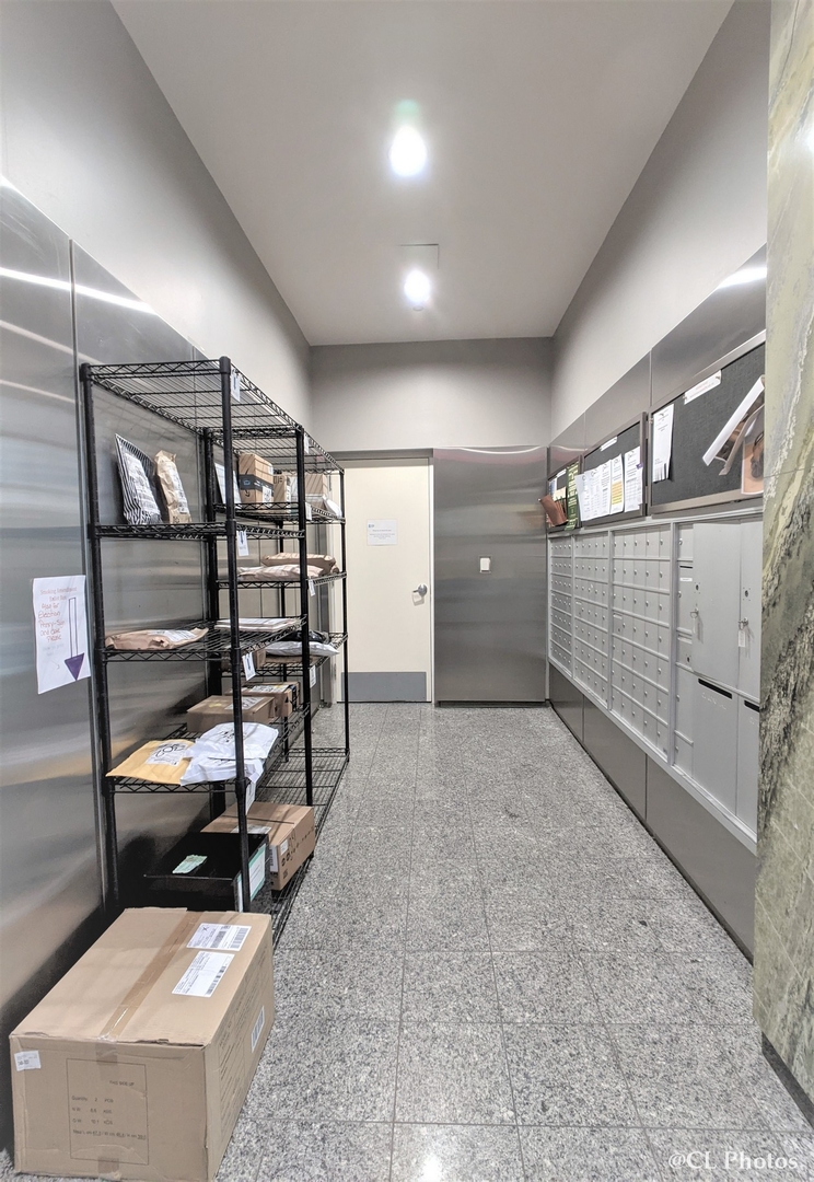 1580 Sherman Avenue, Unit 1005 Evanston, IL 60201 - Photo 25 of 29