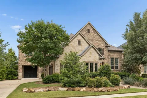 $1,097,000 | 2220 Trophy Club Drive, Trophy Club, TX 76262