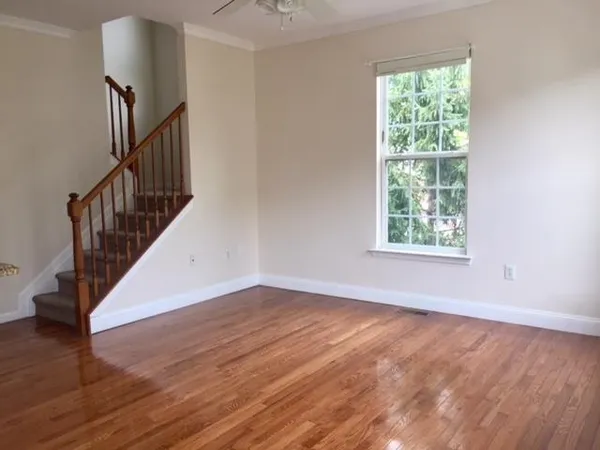 $3,950 | 15 Alexander Court, Jersey City, NJ 07305