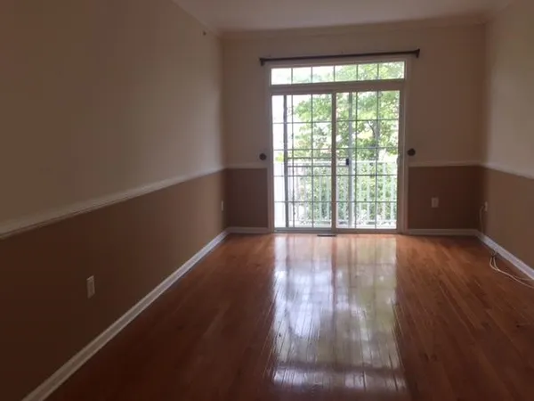 $3,950 | 15 Alexander Court, Jersey City, NJ 07305