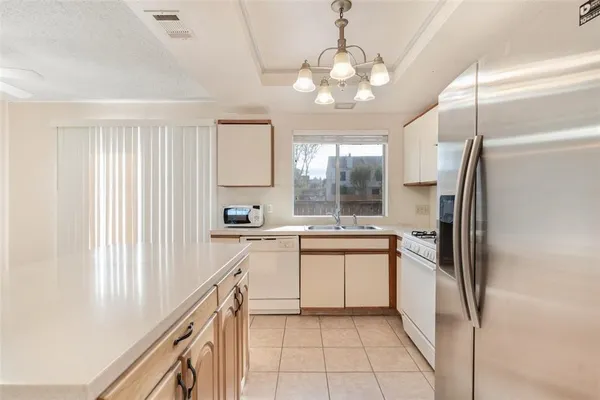 $1,795 | 2810 Grants Lake Boulevard, Unit 801, Sugar Land, TX 77479
