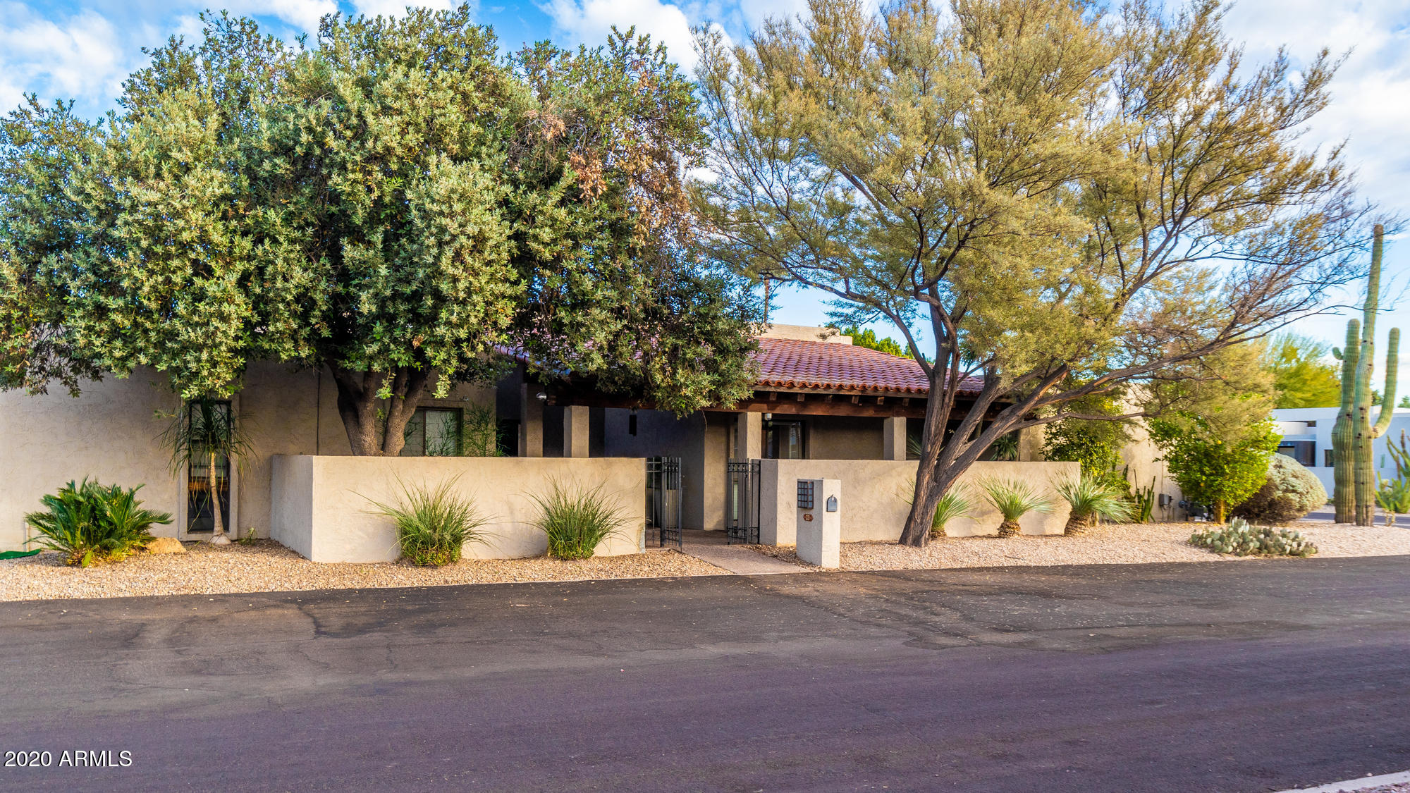 6333 North Scottsdale Road, Unit 23 Scottsdale, AZ 85250 - Photo 2 of 42 Front
