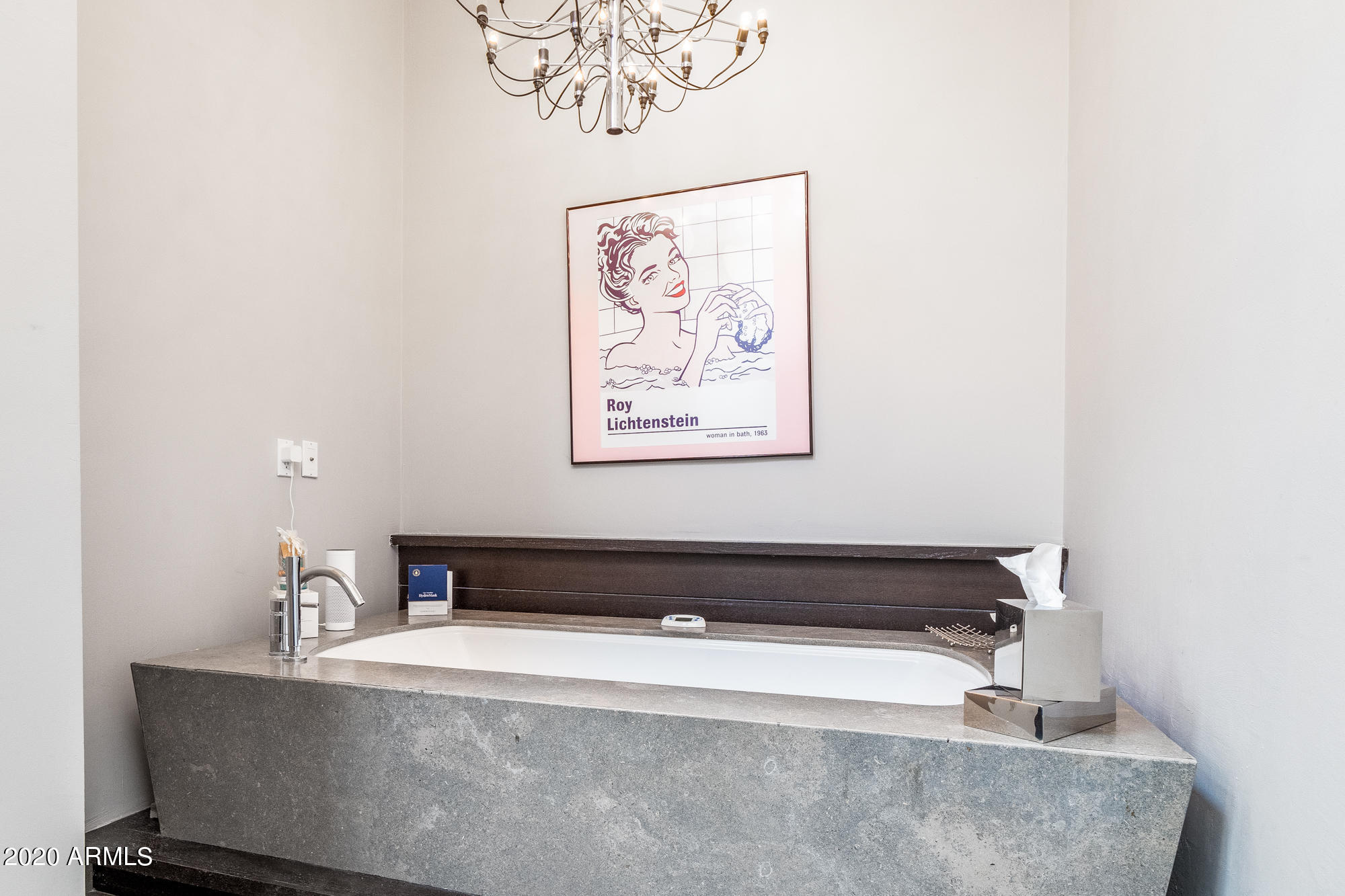 6333 North Scottsdale Road, Unit 23 Scottsdale, AZ 85250 - Photo 27 of 42 Master bath