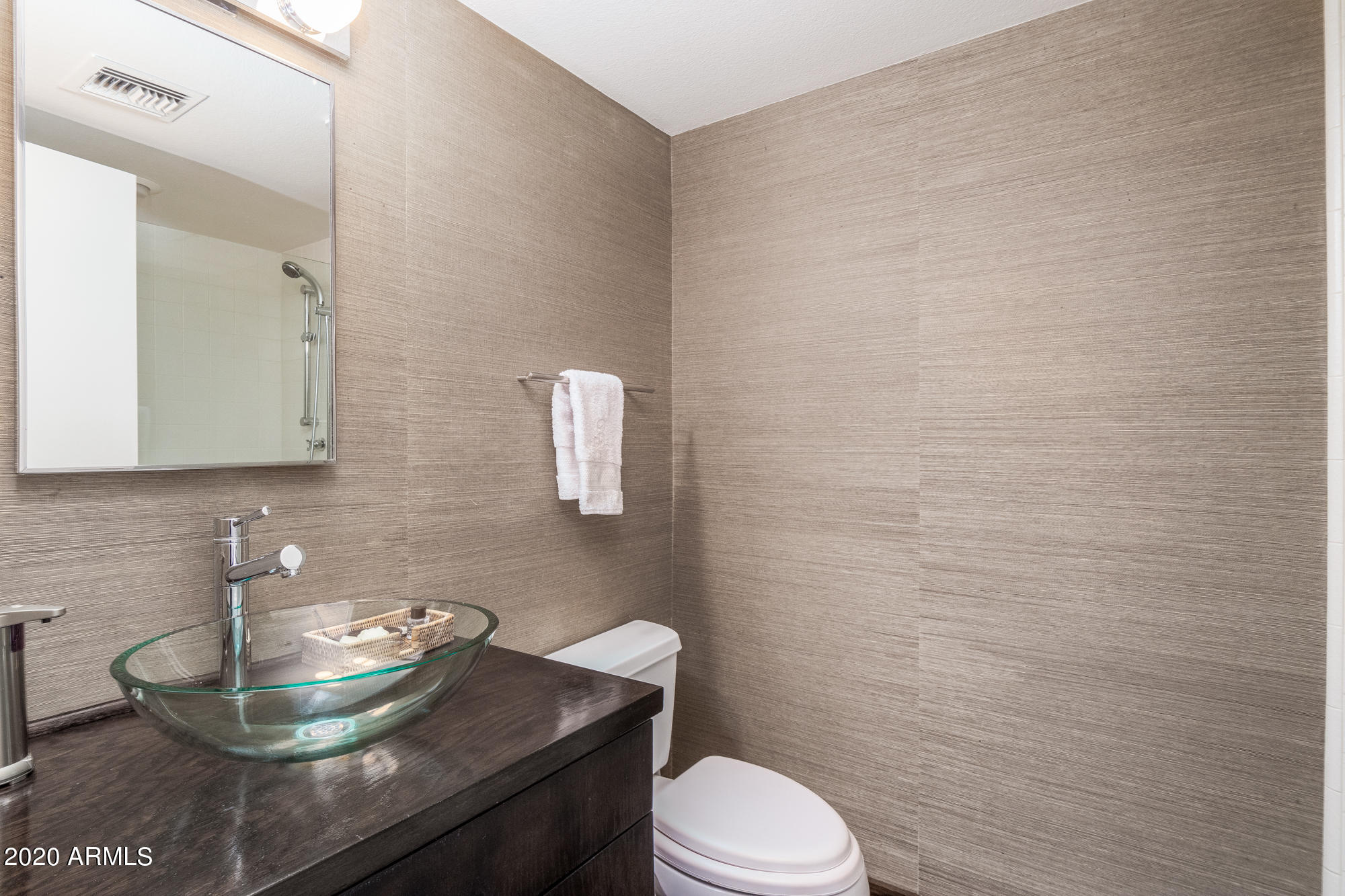 6333 North Scottsdale Road, Unit 23 Scottsdale, AZ 85250 - Photo 36 of 42 Ensuite bath 3
