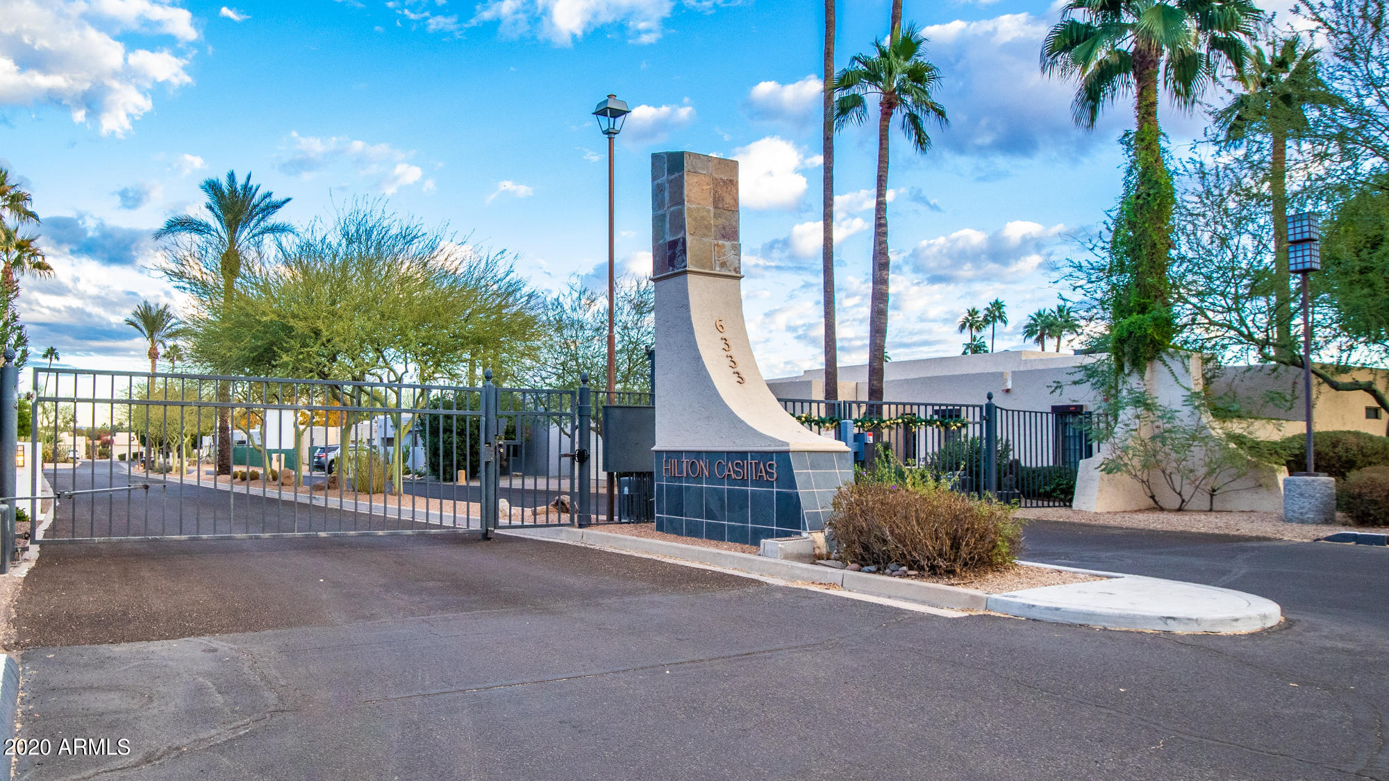 6333 North Scottsdale Road, Unit 23 Scottsdale, AZ 85250 - Photo 42 of 42 Front gate