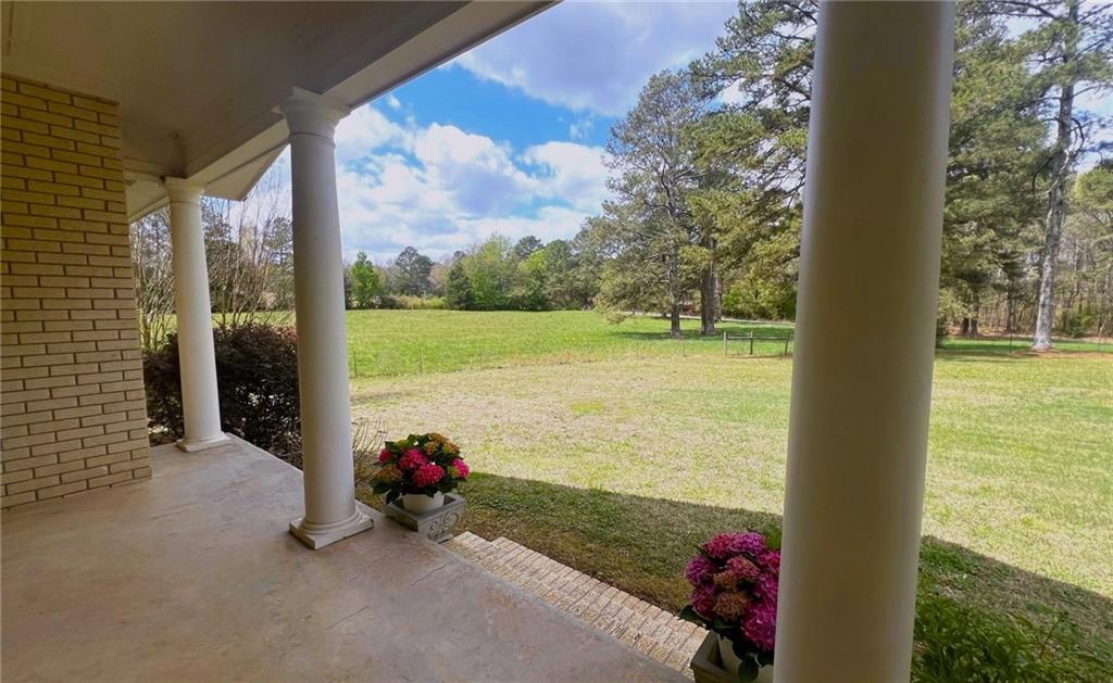 949 Lovebridge Road Southeast Calhoun, GA 30701 - Photo 8 of 30