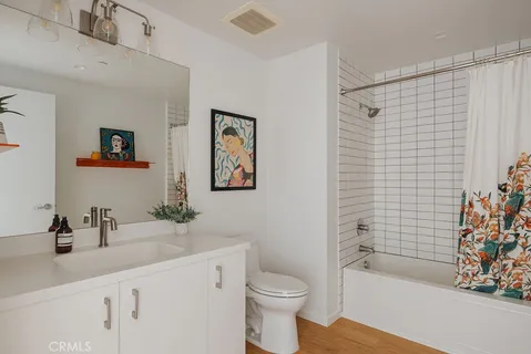 $765,000 | 2400 Corinth Avenue, Unit 21, Los Angeles, CA 90064