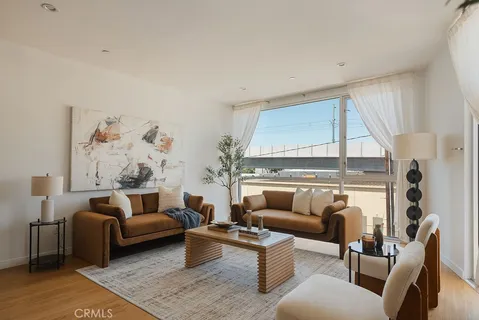 $765,000 | 2400 Corinth Avenue, Unit 21, Los Angeles, CA 90064